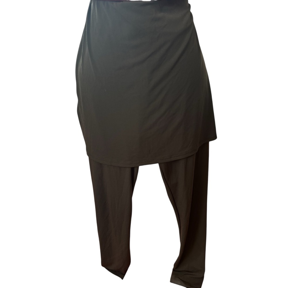 🌼 Kim and Co. Skirt/legging combo Med